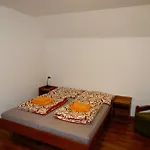 Cekanka 3*